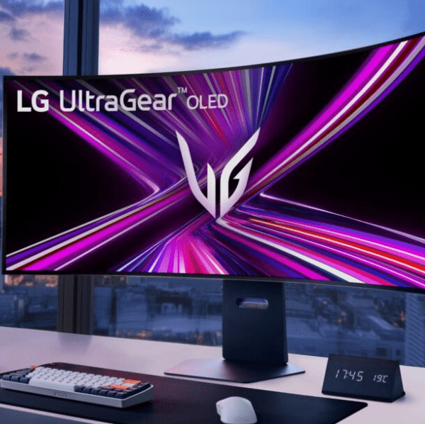 LG Bendable 5K2K Gaming Monitor price in Pakistan